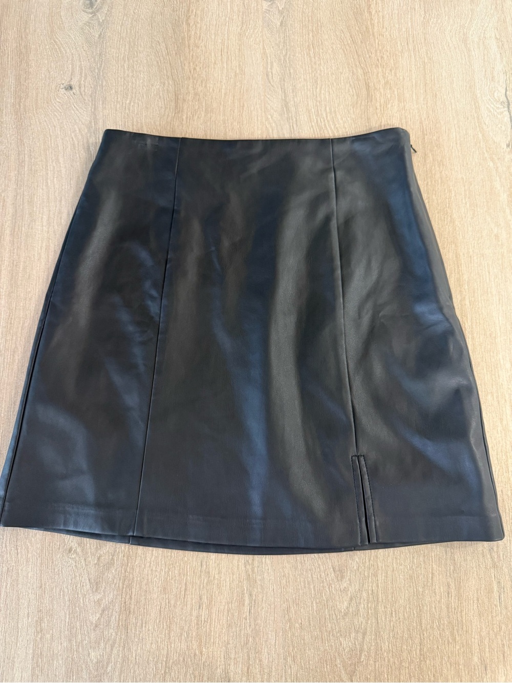 LOFT Black Faux Leather Mini Skirt A-Line High Rise Lined Side Zip Size 6 NWT